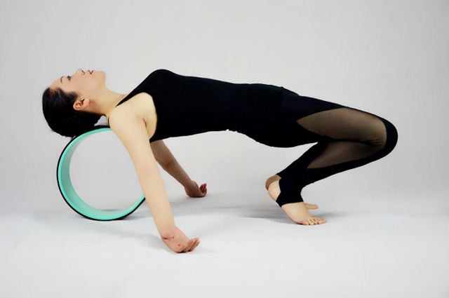 001E1FEYzy7bJmruE119f