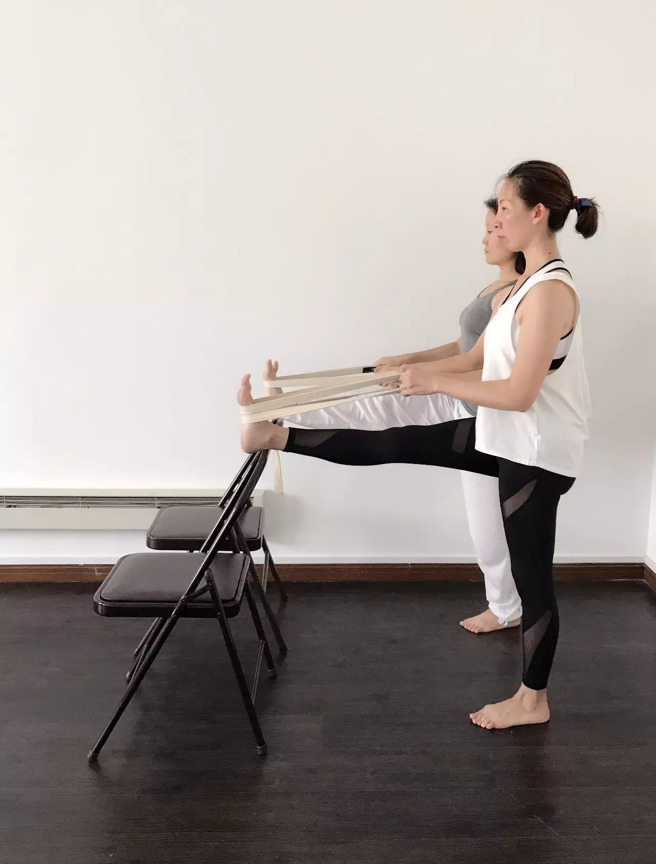 How to Use Yoga Chair?